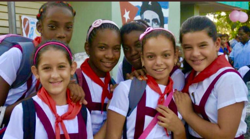 Se reinician actividades educativas en Cuba